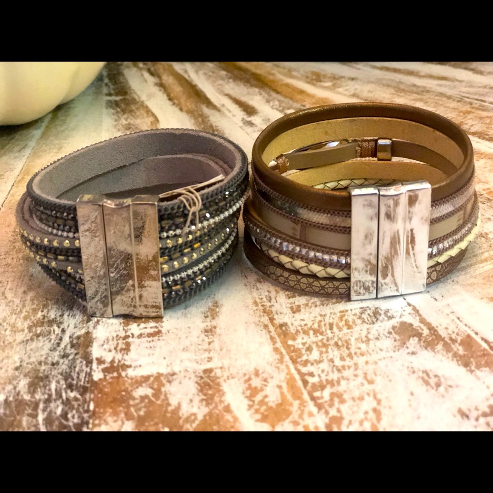 Two bracelets - Picture 3 of 4